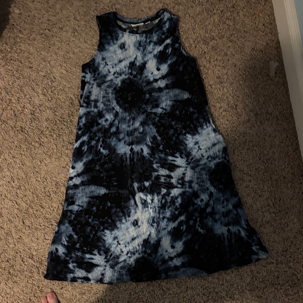 LuLaRoe Blue and Black Patterned Top